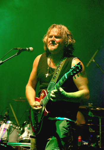 Nick Barrett, Pendragon: photo by Andrew Lock